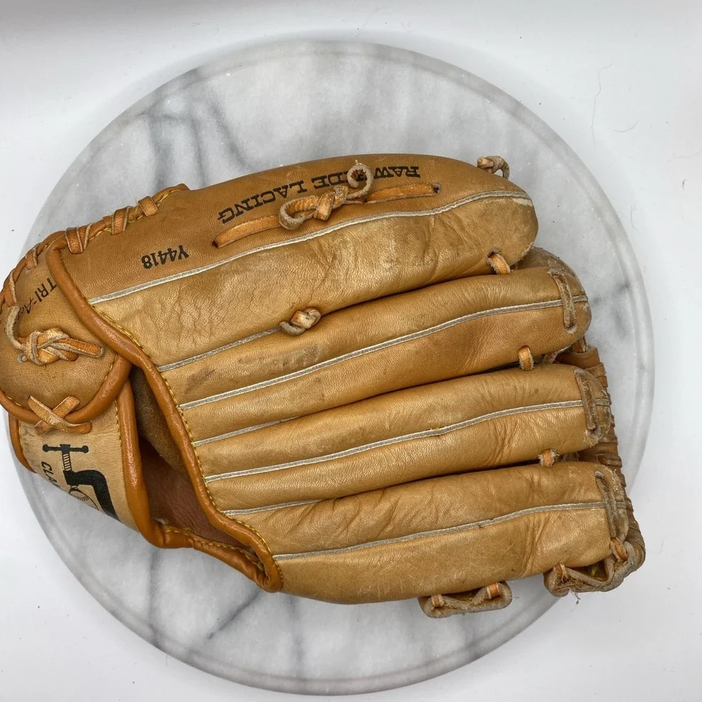 Louisville Slugger LSG44 Glove Graig Nettles Autographed RHT Y4418 Baseball Mitt